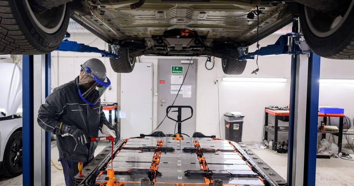 لماذا ستنخفض أسعار البطاريات عالمياً مجدداً في 2026؟