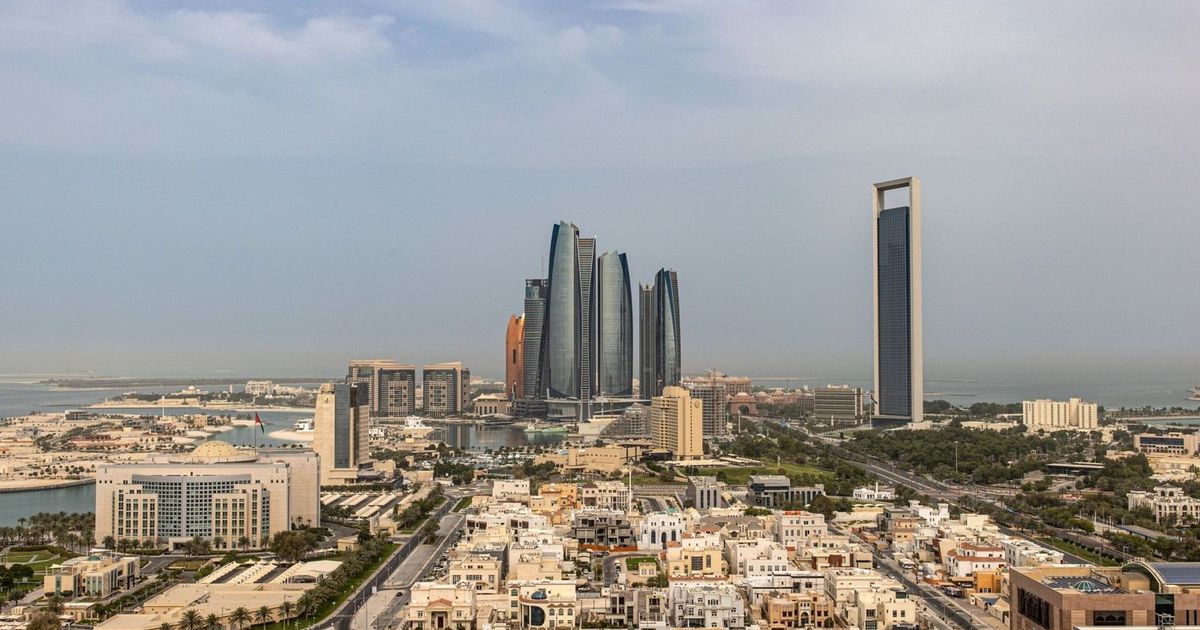 "القابضة" تحصل على تمويل آسيوي تاريخي بقيمة 5 مليارات دولار 