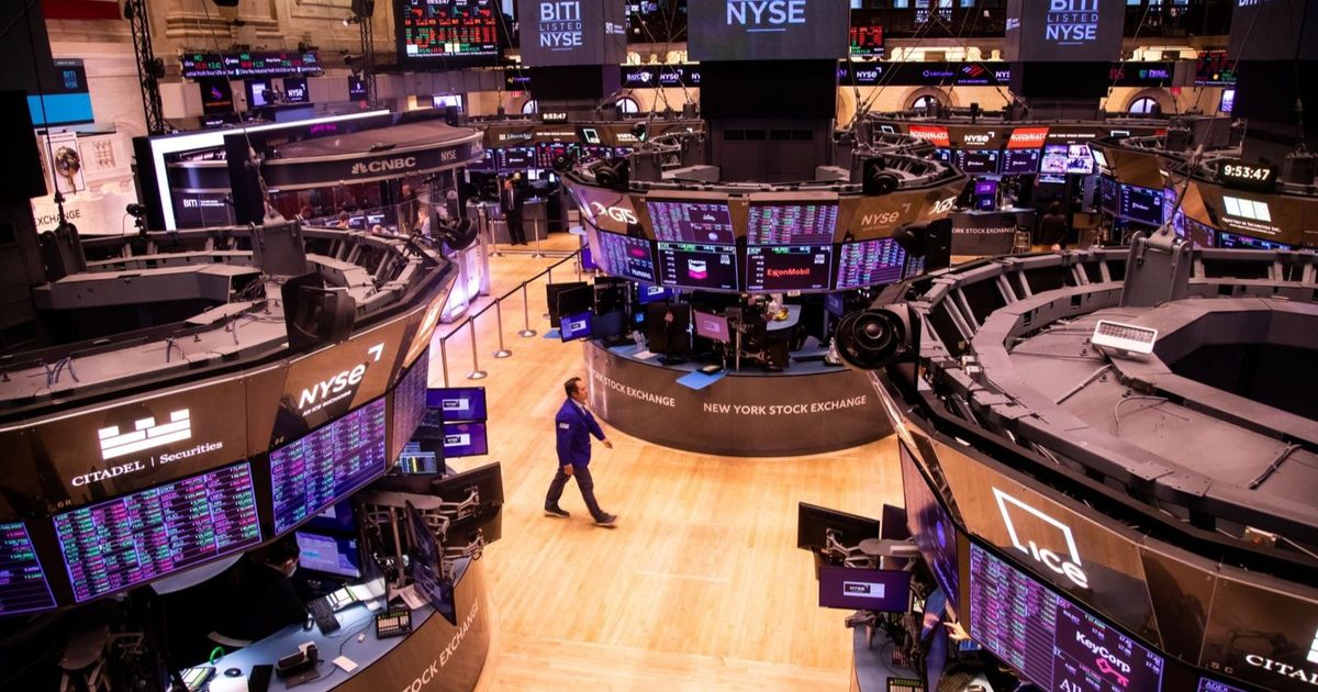 La division au sein de la Fed ébranle Wall Street et augmente les rendements obligataires