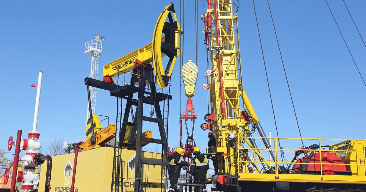 بلومبرغ: إنتاج روسيا من النفط في نوفمبر دون هدف "أوبك+" 