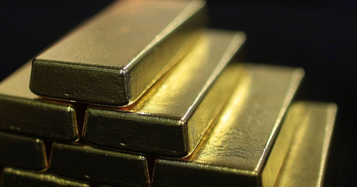 الذهب يتراجع وسط مؤشرات على تقدم محتمل في محادثات التجارة