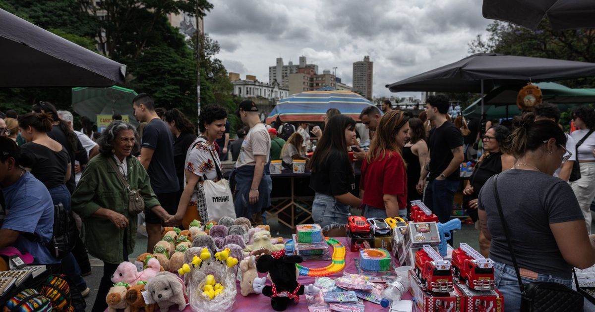 البرازيل وتشيلي تقودان موجة صعود نهاية العام في عملات الأسواق الناشئة