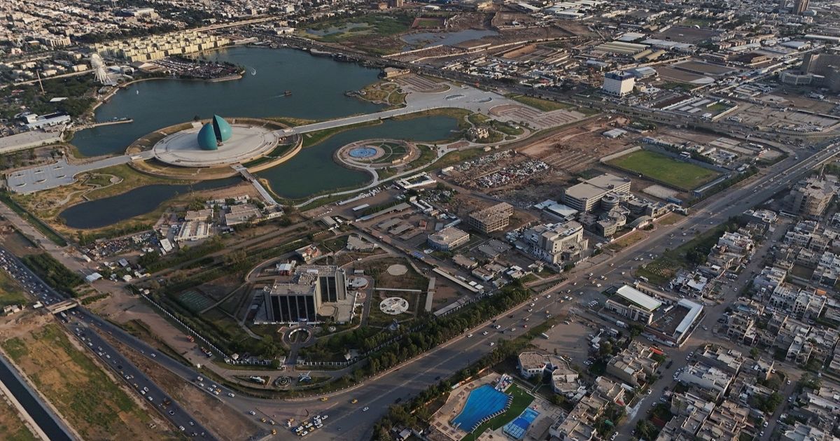 العراق يعول على طريق التنمية لجذب 100 مليار دولار استثمارات