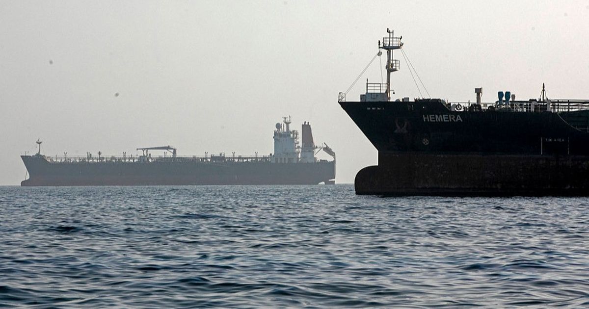 أكبر مشغل لناقلات النفط: عودة الملاحة عبر هرمز قد تستغرق أسابيع 