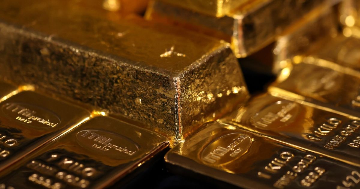 مليارديرات تجارة الذهب في دبي يواجهون تباطؤاً في الطلب
