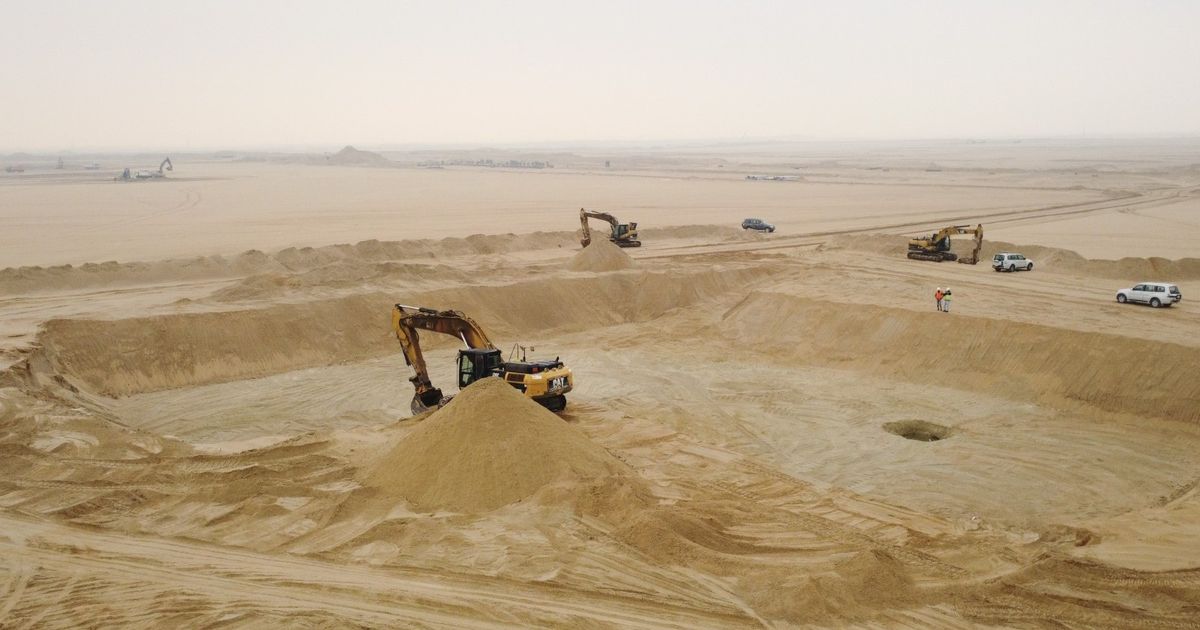 رهان شي بـ270 مليار دولار في الشرق الأوسط يقيّد دعم الصين لإيران 