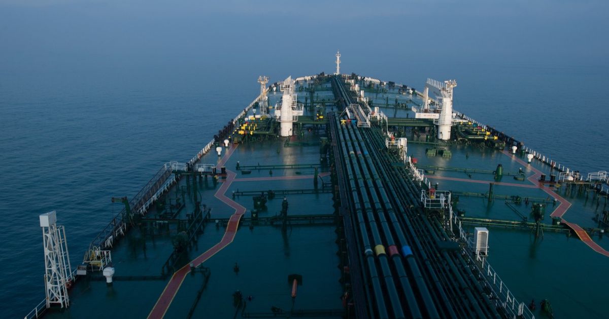 أكبر عقوبات بريطانية تطال أسطول شحن النفط الروسي 