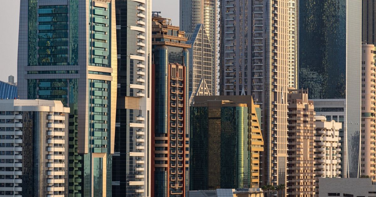 ″دبي القابضة” تستقطب طلبات بـ15 مليار دولار لطرح صندوق عقاري ضخم