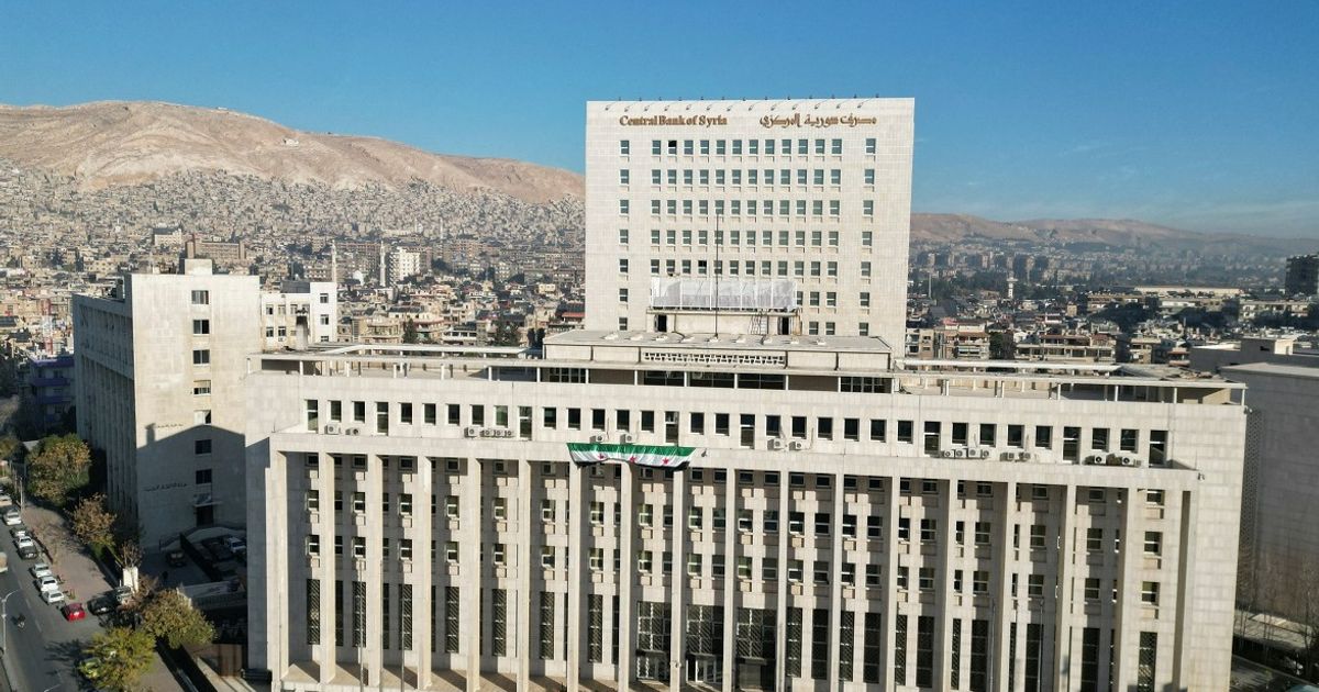 بنوك قطر تبدأ تقديم خدمات المراسلة لصالح المصارف السورية بالريال اقتصاد الشرق مع بلومبرغ بنوك قطر تبدأ تقديم خدمات المراسلة لصالح المصارف السورية بالريال اقتصاد الشرق مع بلومبرغ