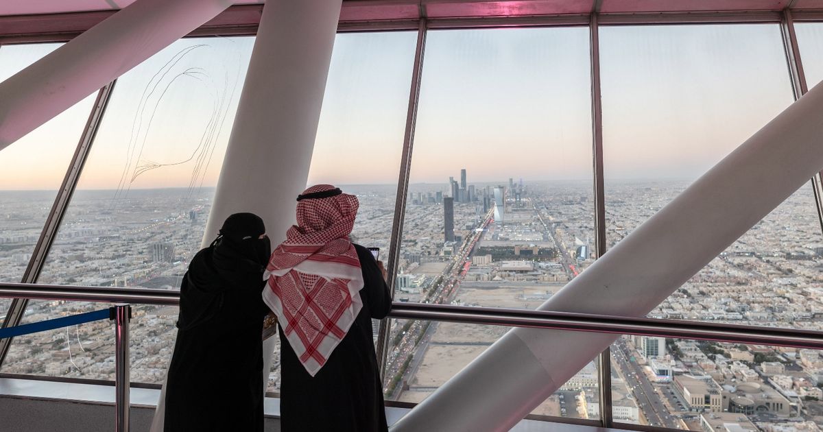 من الغلاء إلى الذكاء الاصطناعي.. ماذا يشغل بال المواطن العربي؟
