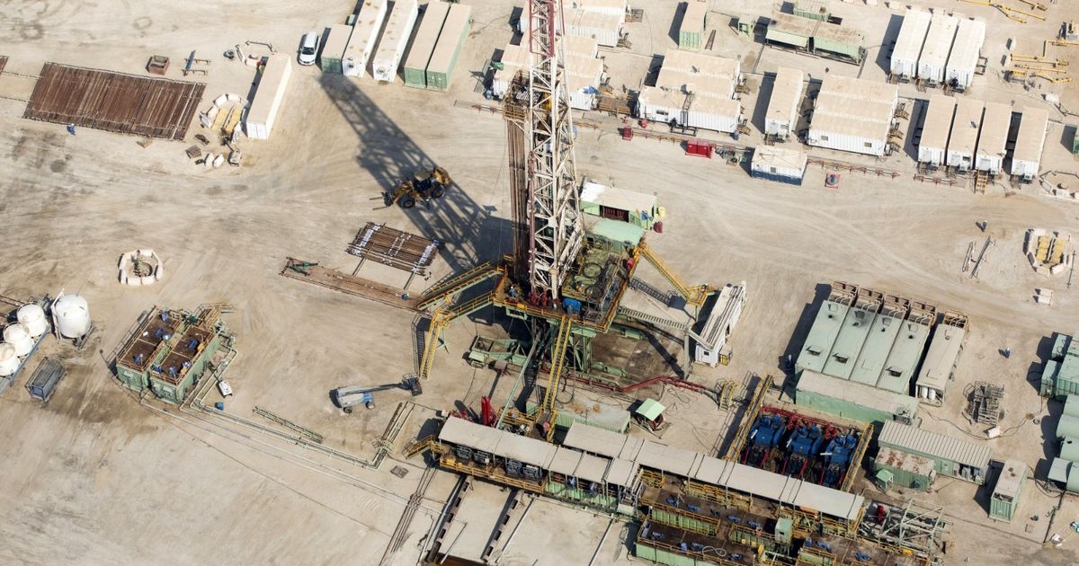 Nine Saudi oil tankers dock at Gulf export terminals