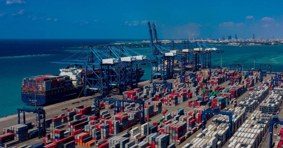 السعودية تتجه للتحول لمركز لوجستي عالمي باستثمارات تريليونية