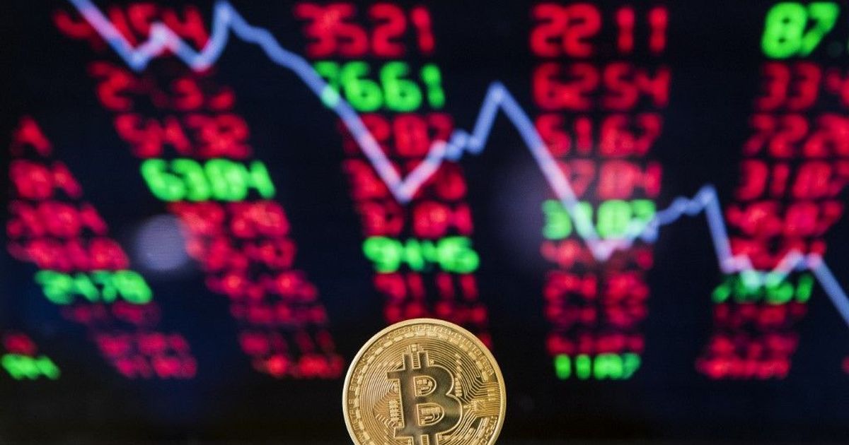 العملات المشفرة تتراجع مع دخول السوق منطقة "الخوف"