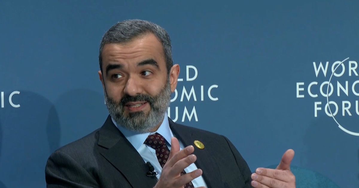 وزير الاتصالات السعودي: وكيل ذكاء اصطناعي لكل موظف لرفع الإنتاجية 