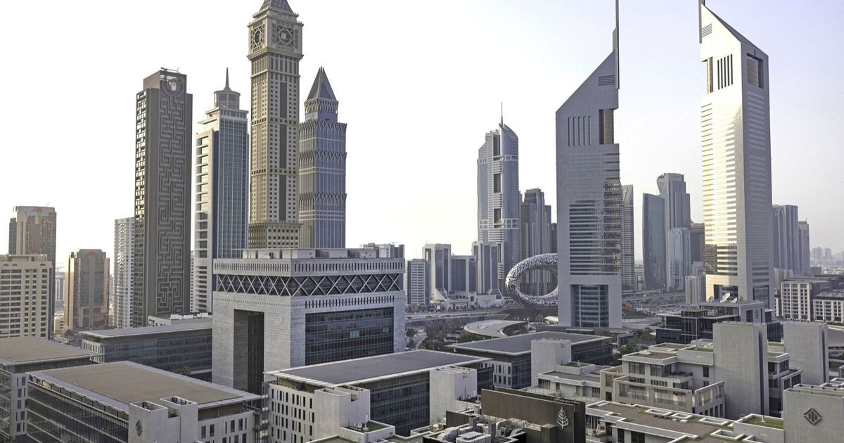 "بن غاطي" الإماراتية في محادثات مع بنوك تمهيداً لطرح عام أولي