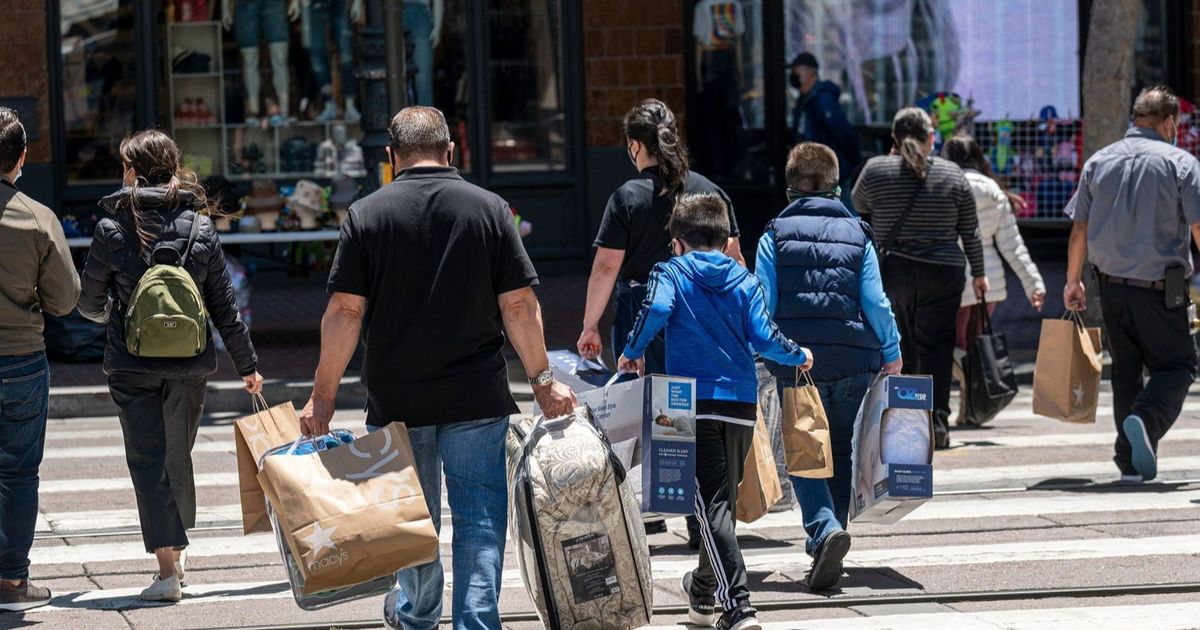 American Economy's Steady Growth in Q4 2024 Despite Inflation - News Directory 3