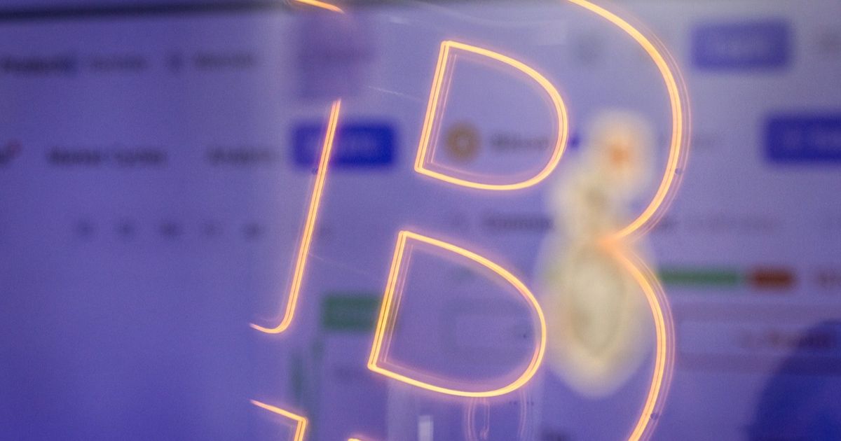 متداولو خيارات بتكوين يراهنون على قمة جديدة عند 140 ألف دولار