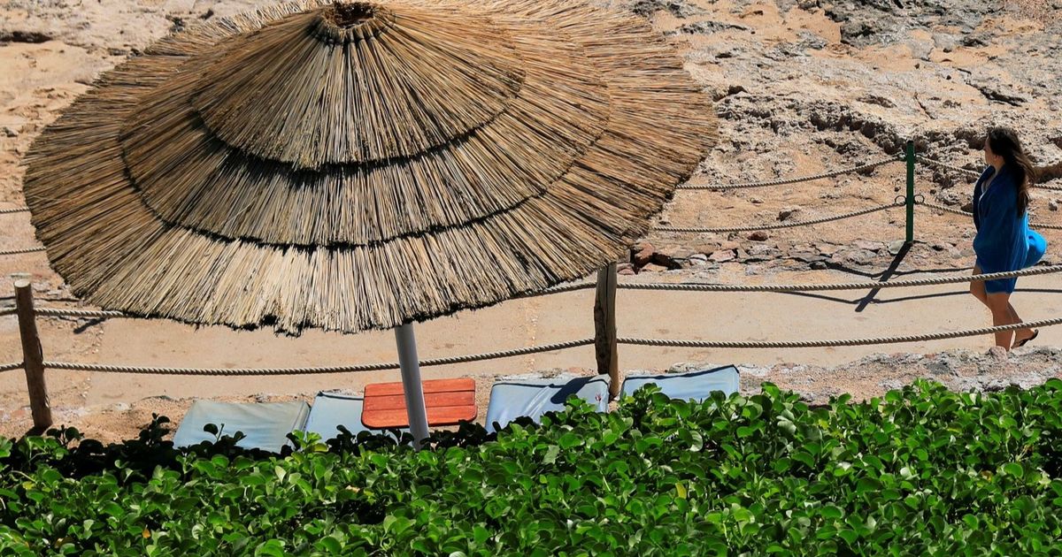 مصر تفرض رسوماً على مشروعات سياحية بالبحر الأحمر مقابل مهلة للتنفيذ 