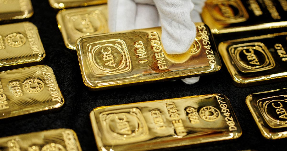"دويتشه بنك": المصارف المركزية قد تحتفظ بكميات كبيرة من الذهب وبتكوين في هذا التوقيت