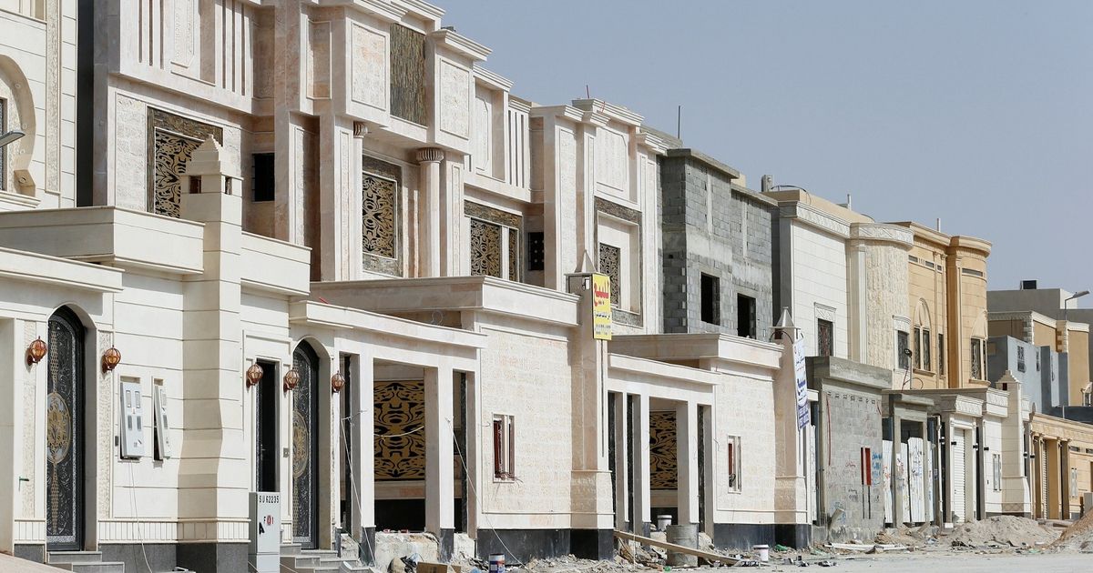 الطلبات الجديدة تعيد الزخم إلى قطاع الإنشاءات السعودي 