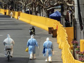 الصين قامت بتلقيح غالبية سكانها  باستخدام لقاحات محلية الصنع - المصدر: بلومبرغ