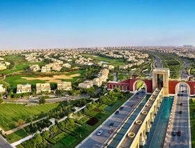 \"طلعت مصطفى\" المصرية تنقل تجربة تطوير مدن جديدة متكاملة إلى الرياض