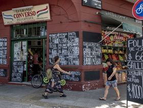 معدل التضخم في الأرجنتين قد يصل إلى 98% في 2023
