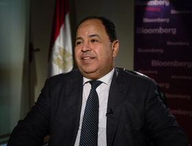 البرلمان المصري يعتمد موازنة العام الجديد بعجز 410 مليارات جنيه