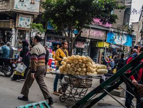 التضخم في مدن مصر يواصل صعوده إلى 15%.. والأساسي يقفز إلى 18%