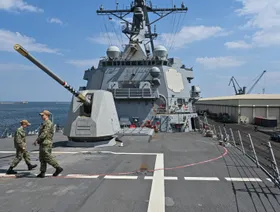 رويترز: أميركا ترسل سفناً حربية باتجاه فنزويلا لمكافحة تهديد المخدرات