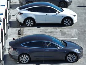 السيارات الكهربائية وحدها لن تتمكن من حل أزمة المناخ