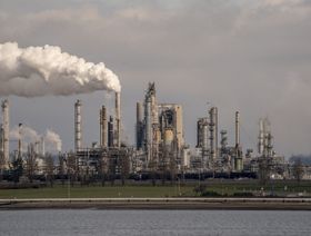 مصفاة أناكورتس التابعة لشركة "ماراثون" في أناكورتس بالعاصمة الأميركية واشنطن - المصدر: بلومبرغ