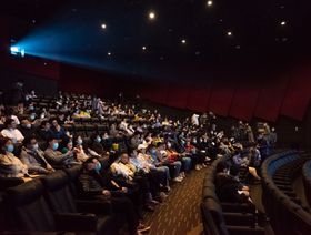 \"هوليوود\" تجاهد للحصول على معجبين في سوق الأفلام الصينية الصاعدة