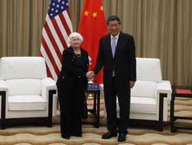 أميركا والصين تتفقان على إطلاق محادثات بشأن النمو \"المتوازن\"