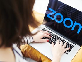 زووم تفقد المزيد من بريقها بعد المكاسب التي حققتها خلال ذروة الوباء - المصدر: بلومبرغ