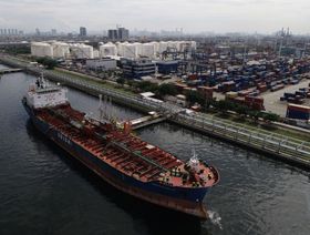 مشترو النفط الآسيويون يبحثون تأمين المزيد من الخام السعودي