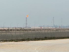 كيف ستتأثر شركات النفط والغاز القطرية بتوترات البحر الأحمر؟