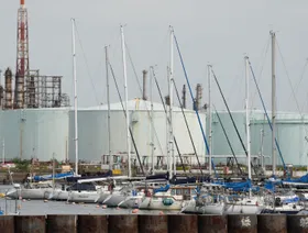 المصافي الآسيوية تكثف استيراد النفط من أميركا وأفريقيا