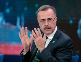رئيس أرامكو لـ\"الشرق\": معظم استثمارات \"اللاعبين الآخرين\" في الطاقة غير مستدامة