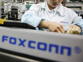 الصين تغلق عدداً كبيراً من الشركات في شينجن لكبح تفشي كورونا