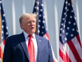 نظرية اقتصادية موحدة حول الاستقواء