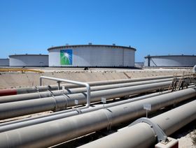 السعودية ترفع أسعار النفط لآسيا الشهر المقبل مع استمرار الطلب