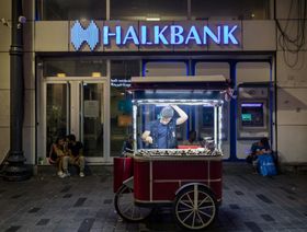تركيا تعتزم ضخ سيولة في البنوك الحكومية لزيادة الائتمان