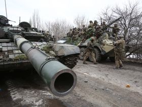 سيناتور: مصادرة أصول مقربين من بوتين ضمن حزمة مساعدات أمريكية لأوكرانيا