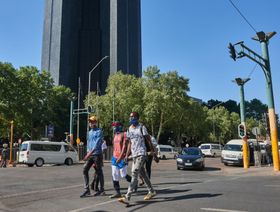\"أوميكرون\" يوجه ضربة مفاجئة لقطاع السياحة المتداعي في جنوب أفريقيا