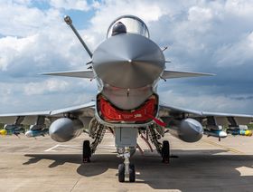 طائرة مقاتلة من طراز J-10C - بلومبرغ