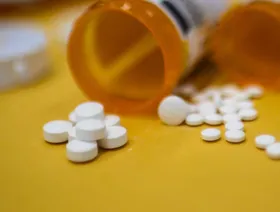 ترمب يخطط لخفض أسعار الأدوية الموصوفة في أميركا