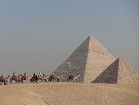 ارتفاع عدد السائحين الوافدين إلى مصر 20% في أول 9 أشهر