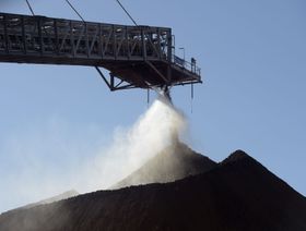 \"ريو تينتو\" تستهدف زيادة إنتاج الحديد بدعم الطلب في الصين