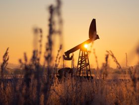 رافعة لضخ النفط، في حقل نفط بالقرب من ديورتيولي، في جمهورية باشكورتوستان، روسيا - المصدر: بلومبرغ